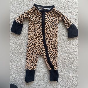 Little Sleepies Classic Leopard Zippy - Preemie
